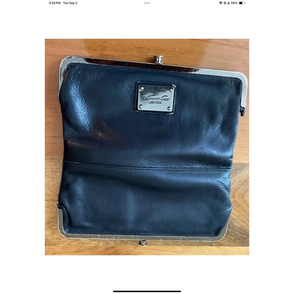 Kenneth Cole NY Black Leather Double Kiss Lock Magnetic Frame Bifold Wallet - Picture 3 of 11